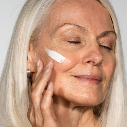 Luxglue Color Changing Foundation